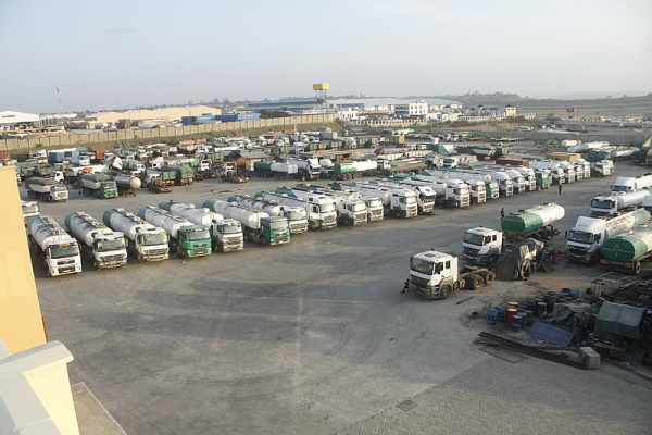 mg-8611F78A8E77-6A20-DD84-AE72-1239E75586BD.jpg